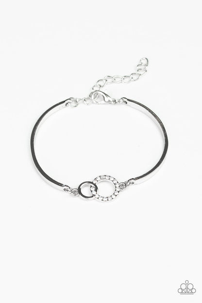 Paparazzi Accessories-Simple Sophistication - White Bracelet