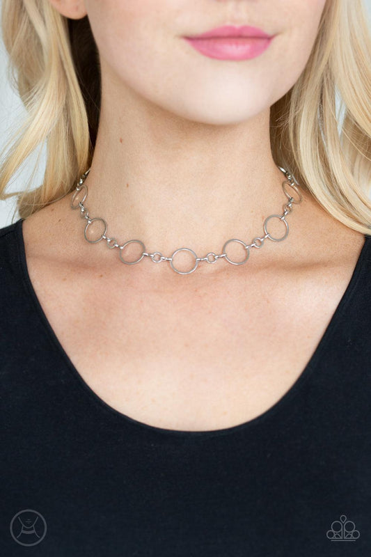 Paparazzi Accessories-Simply City Slicker - Silver Choker Necklace - jewelrybybretta
