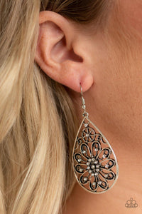Paparazzi Accessories - Flowering Finery - White Earrings