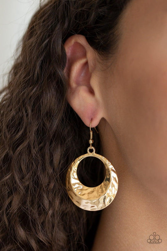 Paparazzi Accessories-Savory Shimmer - Gold Earrings - jewelrybybretta
