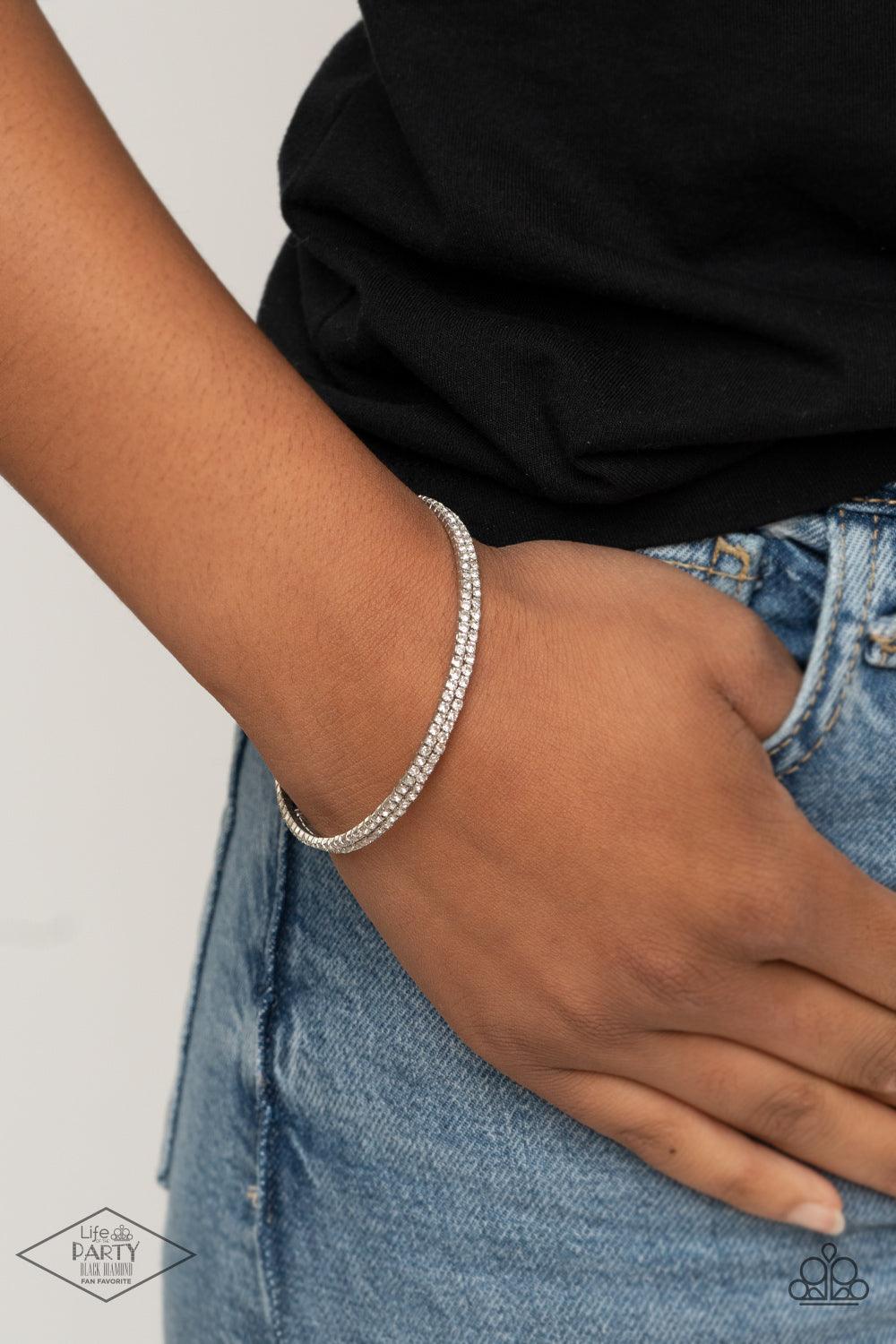 Molten Mogul Green Bracelet - Jewelry by Bretta
