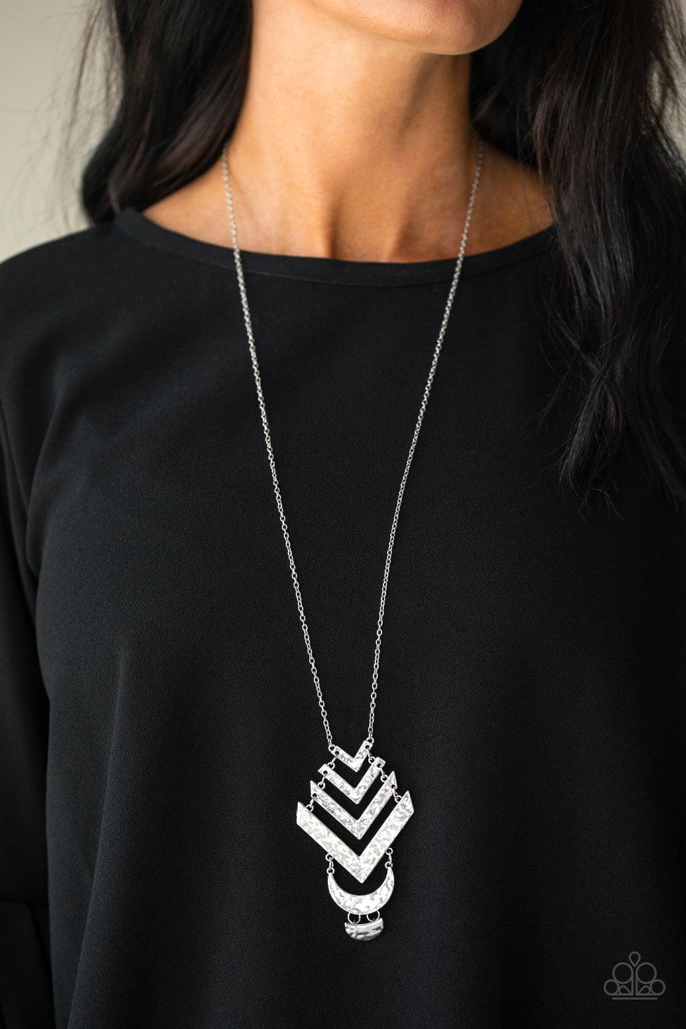 Paparazzi Accessories-Artisan Edge - Silver Necklace