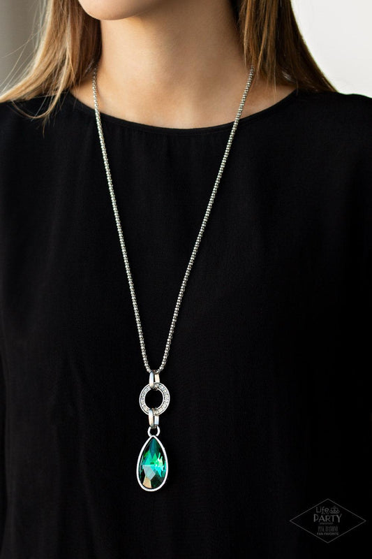 Paparazzi Accessories-Lookin Like A Million - Green Necklace