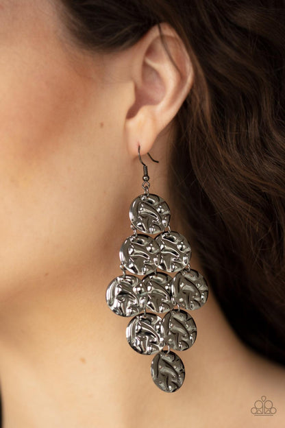 Paparazzi Accessories-Metro Trend - Black Earrings