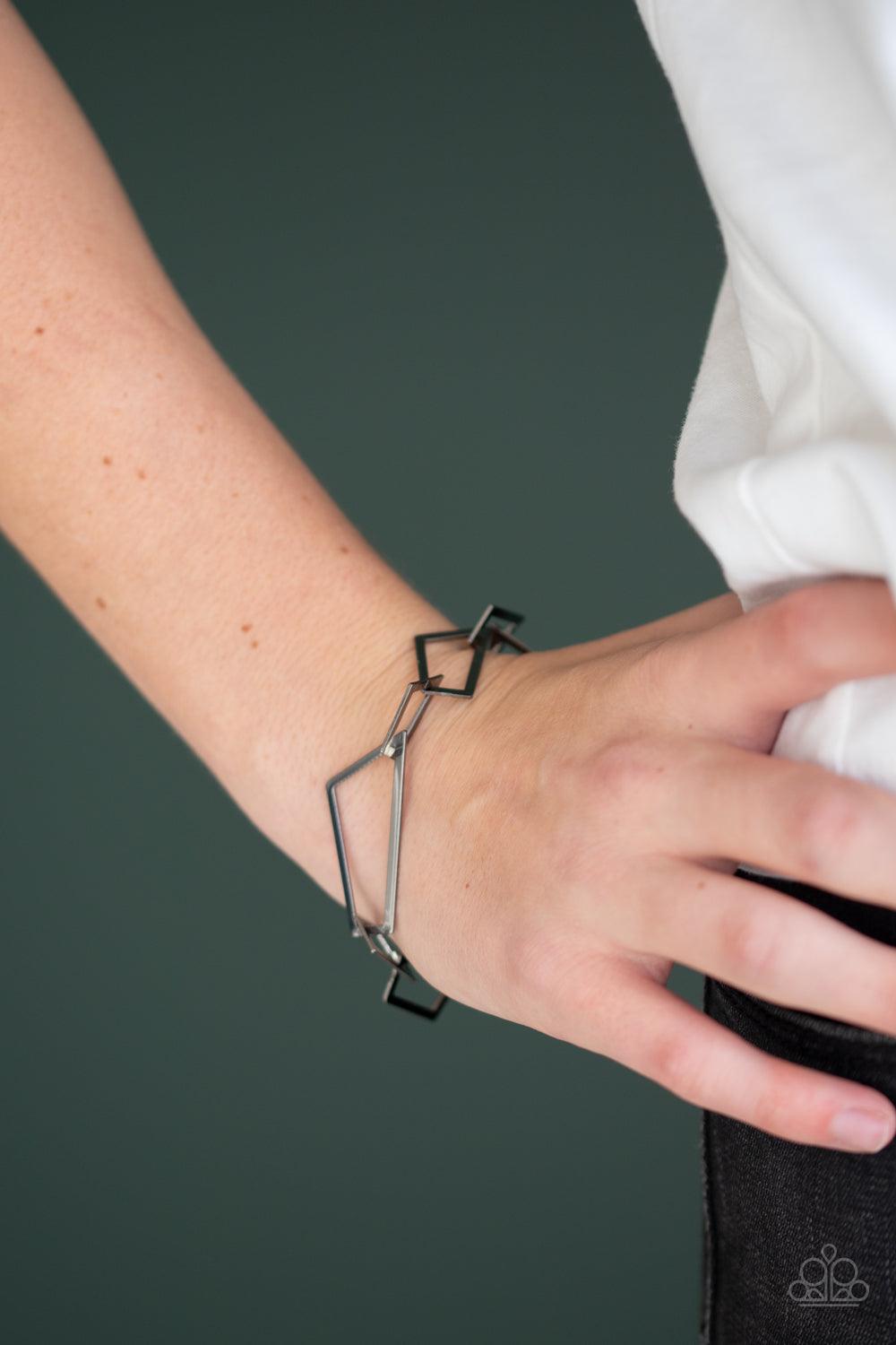 Molten Mogul Green Bracelet - Jewelry by Bretta