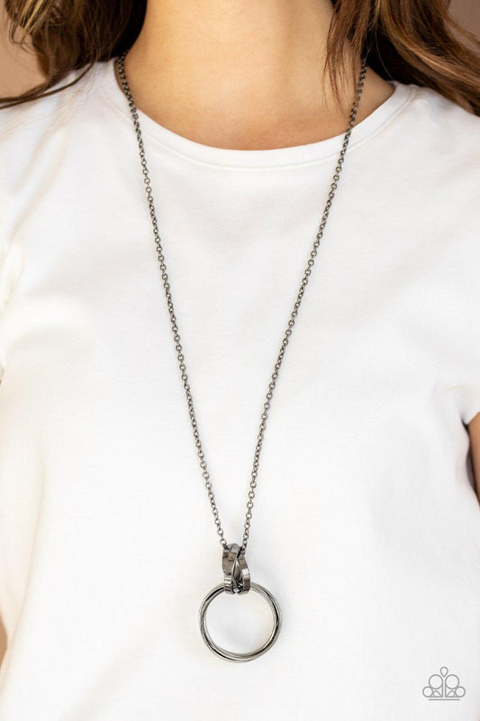 Paparazzi Accessories-Innovated Idol - Black Necklace