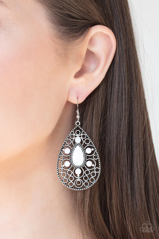Paparazzi Accessories-Modern Garden - White Earrings