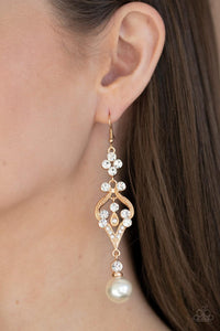 Paparazzi Accessories-Elegantly Extravagant - Gold Earrings