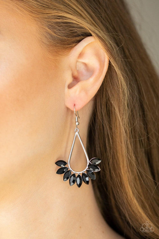 Paparazzi Accessories - Be On Guard - Black Earrings 