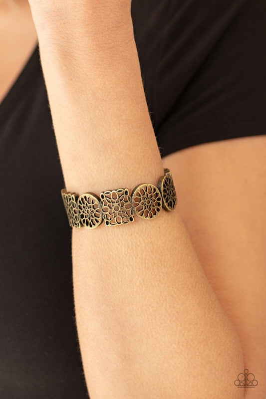 Paparazzi Accessories-Mandala Mixer - Brass Bracelet