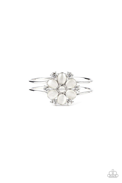 Paparazzi Accessories-Garden Extravagance - White Bracelet