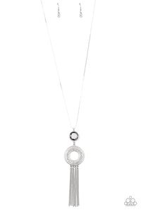 Paparazzi Accessories-Sassy As They Come - Silver Necklace