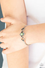 Paparazzi Accessories-Dainty Deco - Green Bracelet