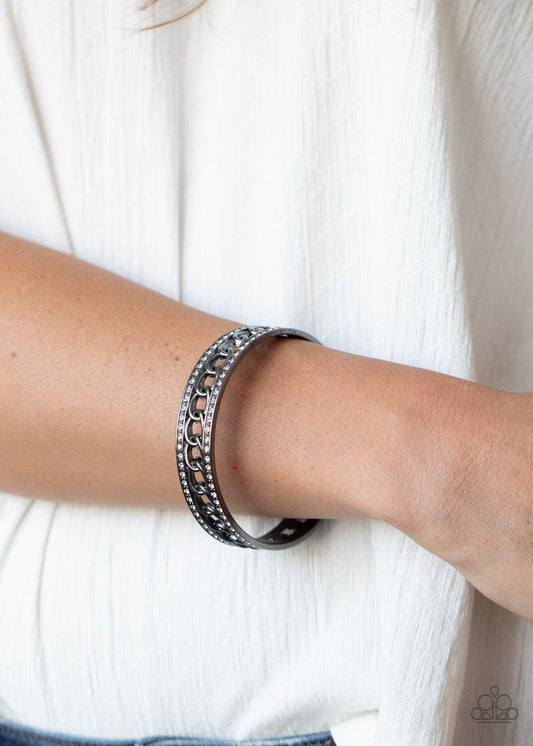 Paparazzi Accessories-Couture Court - Black Bracelet