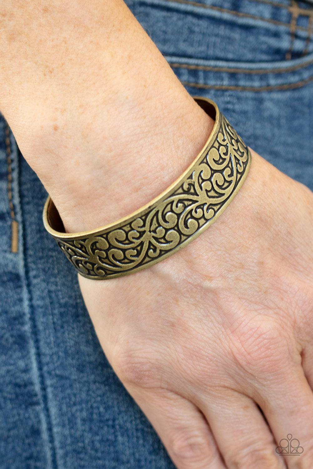 Paparazzi Accessories-Read The VINE Print - Brass Bracelet