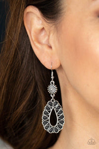 Paparazzi Accessories-Stone Orchard - Black Earrings