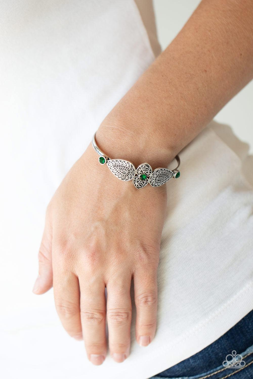 Paparazzi Accessories-Flourishing Fashion - Green Bracelet