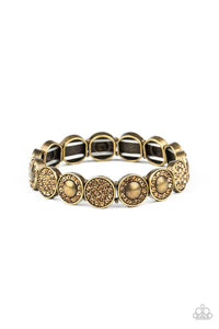 Paparazzi Accessories-Glamour Garden - Brass Bracelet