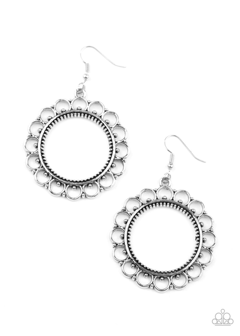 Paparazzi Accessories-Sun Lounge - Silver Earrings