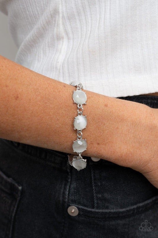 Paparazzi Accessories-Ms. GLOW-It-All - White Bracelet