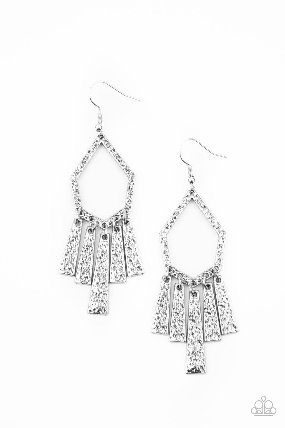 Paparazzi Accessories-Museum Find - Silver Earrings
