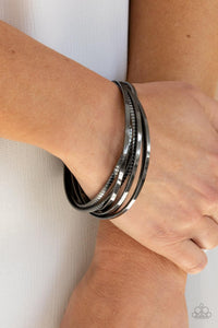 Paparazzi Accessories-Trending in Tread - Black Bracelets