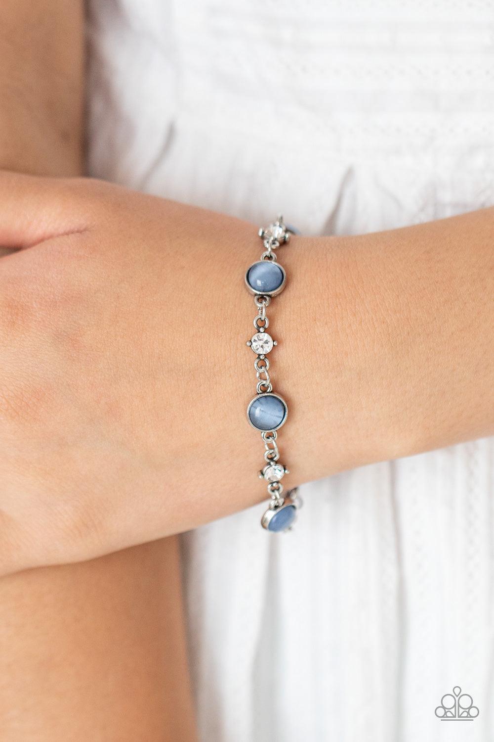 Molten Mogul Green Bracelet - Jewelry by Bretta
