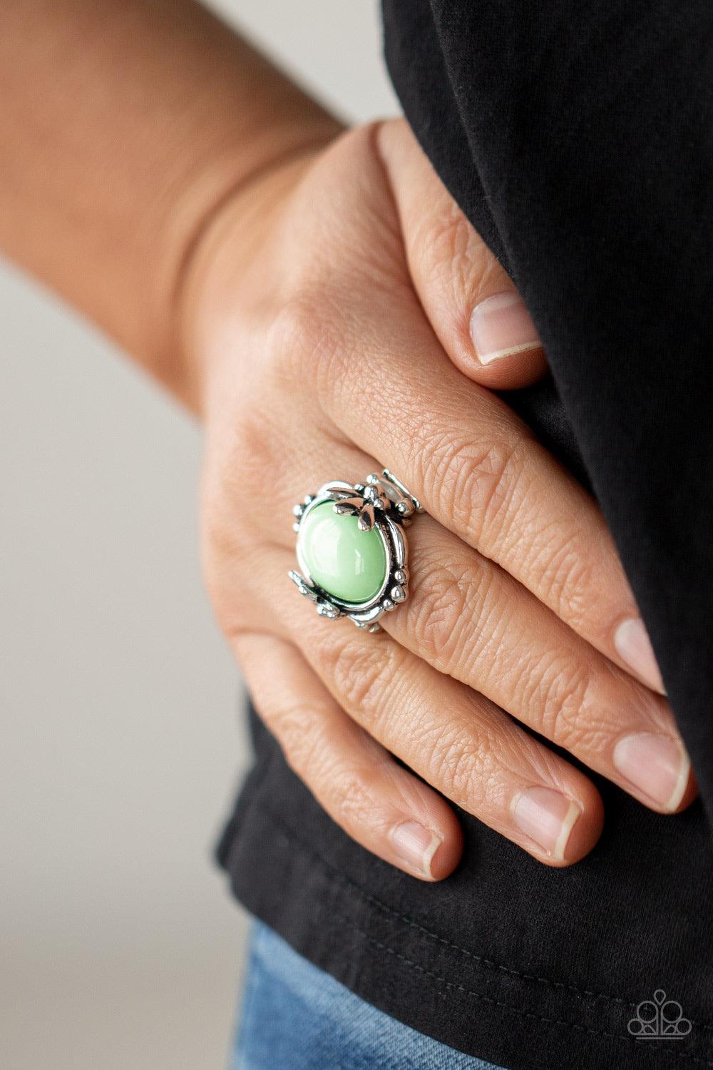 Molten Mogul Green Bracelet - Jewelry by Bretta