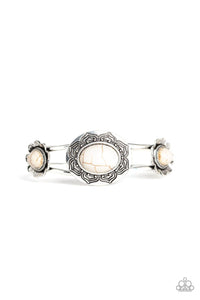 Paparazzi Accessories-Desert Eden - White Bracelet - jewelrybybretta