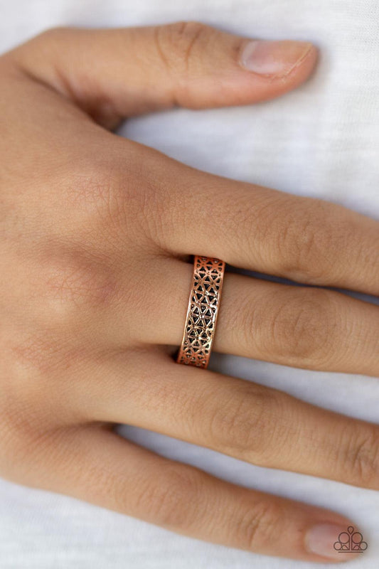 Paparazzi Accessories-FLOWERBED and Board - Copper Ring - jewelrybybretta
