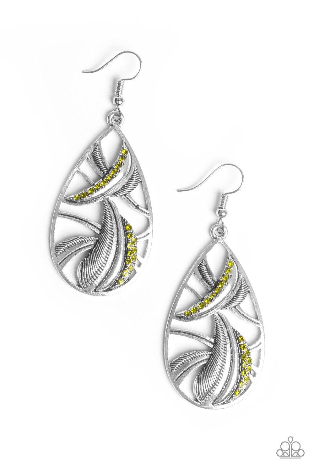 Paparazzi Accessories-Underestimated - Green Earrings - jewelrybybretta