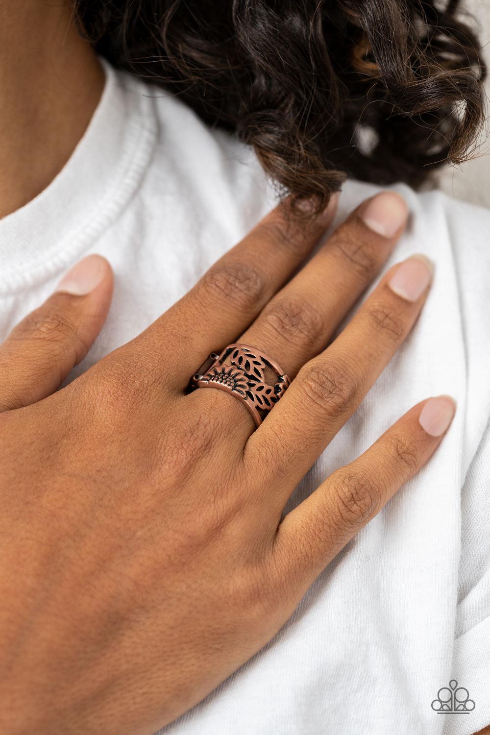 Farmhouse Foliage Copper Ring - Jewelry by Bretta