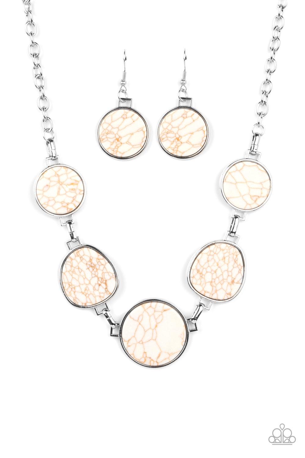  Santa Fe Flats White Necklace