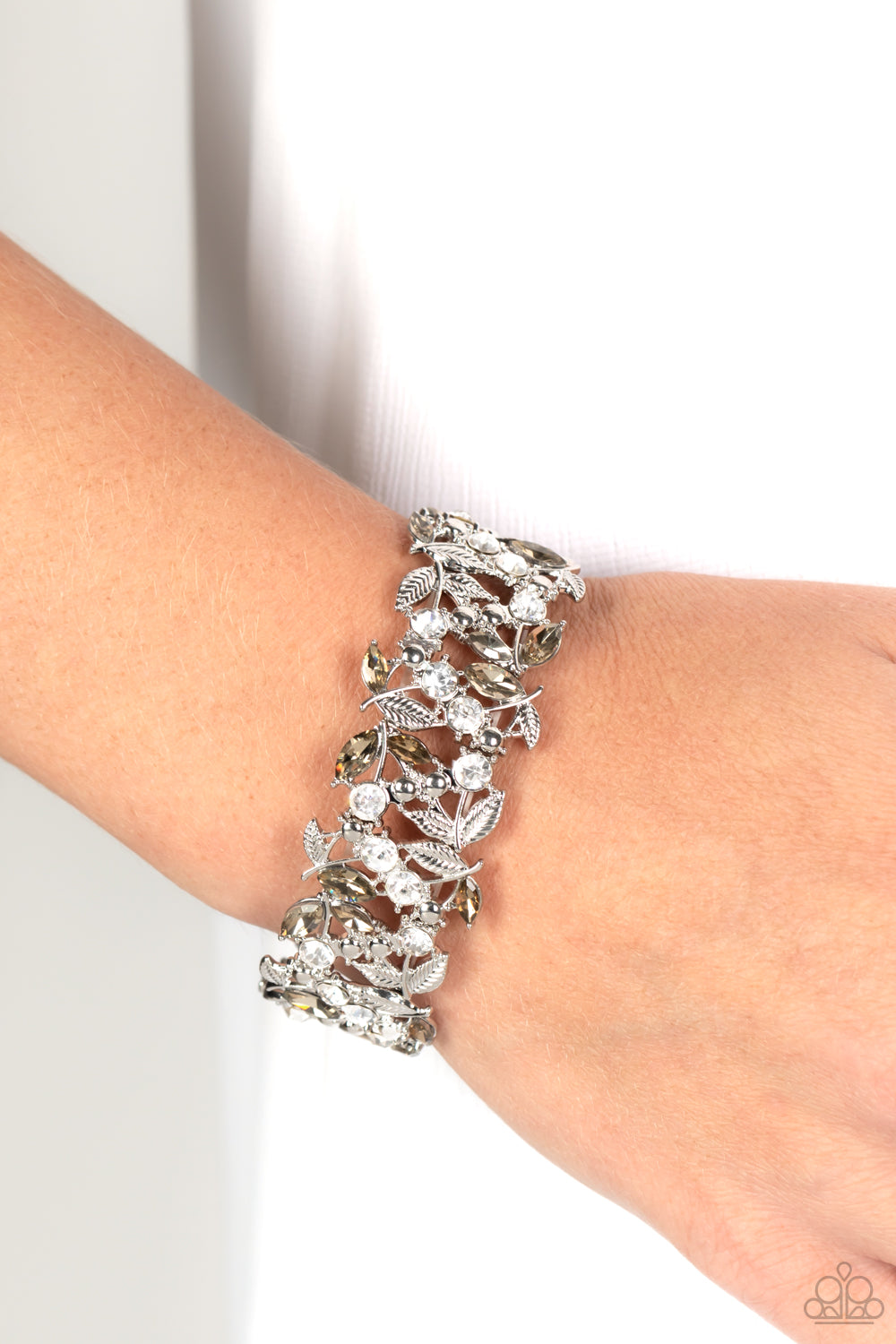 Molten Mogul Green Bracelet - Jewelry by Bretta