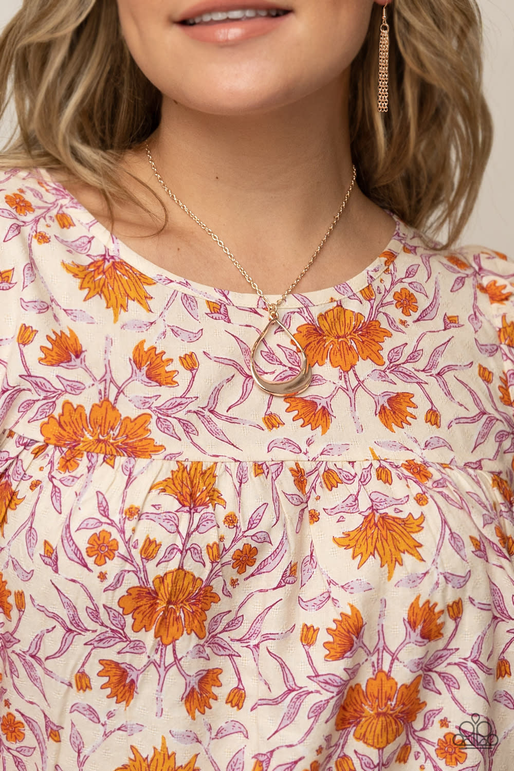 Subtle Season Rose Gold Necklace - Jewelry by Bretta