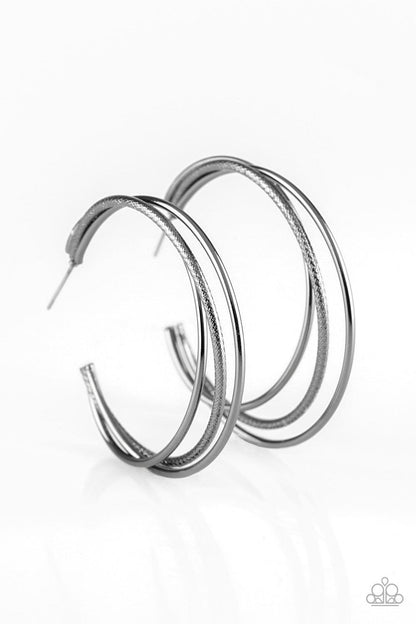 Paparazzi Accessories Jumpin Through Hoops - Black Earrings - jewelrybybretta