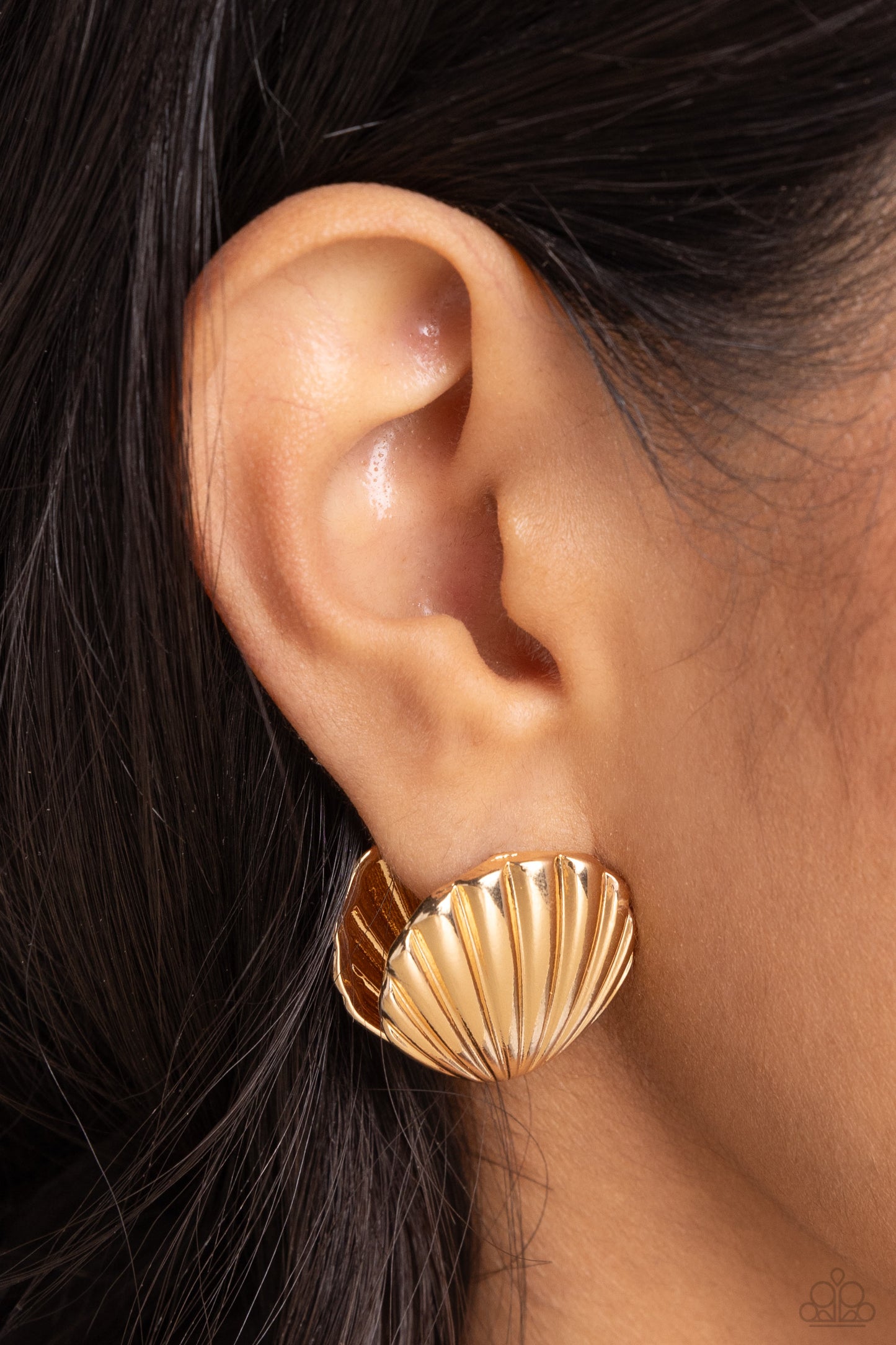 Seashell Surprise - Gold-Jewelry By Bretta