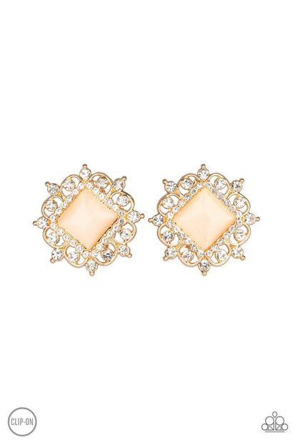 Paparazzi Accessories-Get Rich Quick - Gold Earrings - jewelrybybretta
