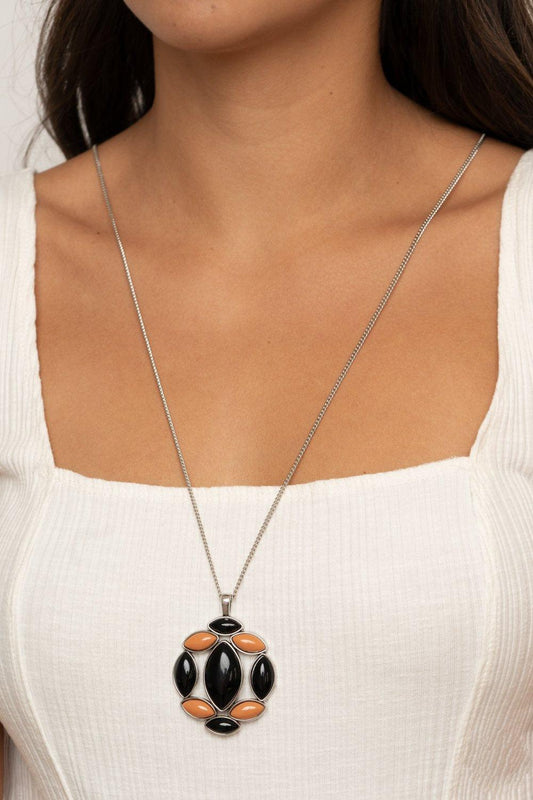 Paparazzi Accessories-Chromatic Cache - Black Necklace