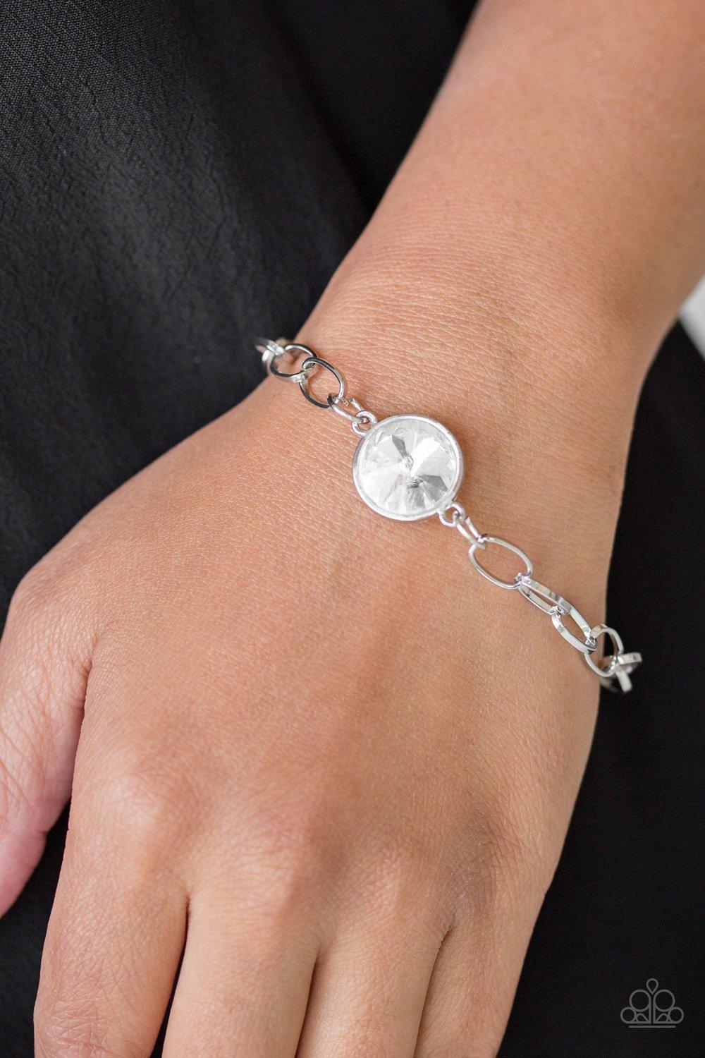 Molten Mogul Green Bracelet - Jewelry by Bretta