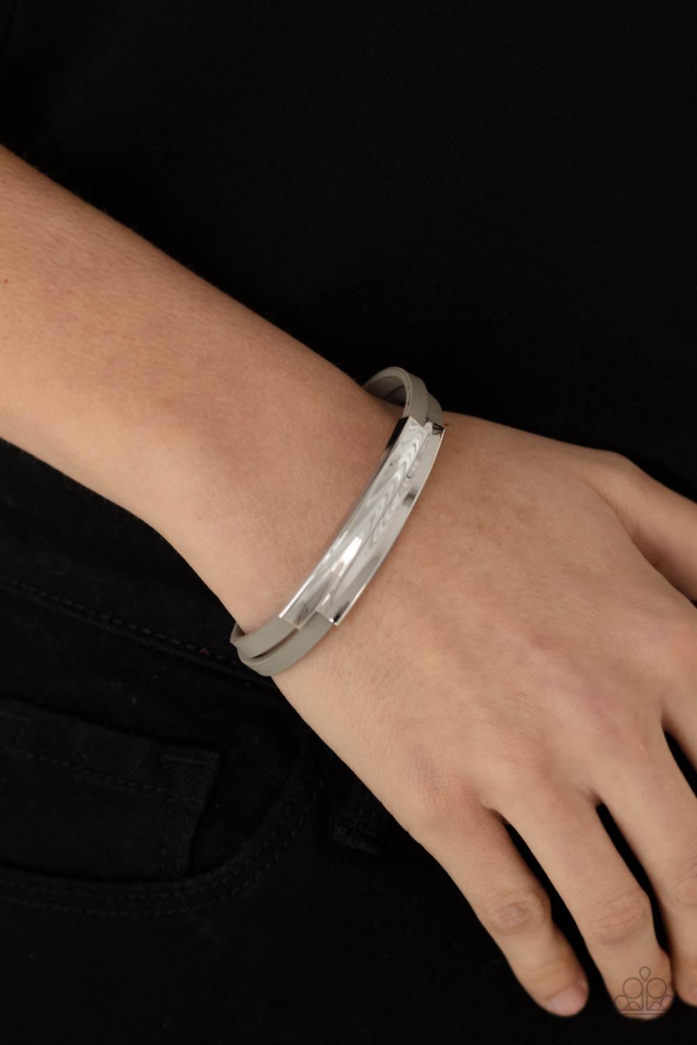 Molten Mogul Green Bracelet - Jewelry by Bretta